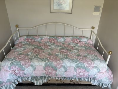 White Metal Daybed Frame Twin Size with Gold Finials - Includes Floral Bedding Set ( in guest room used once)