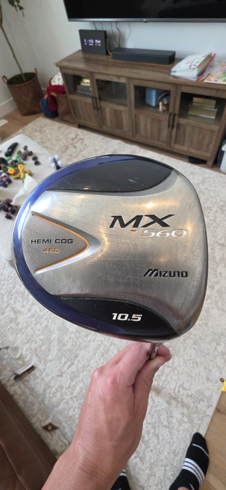 Mizuno MX-560 Hemi COG 460 10.5° Golf Driver with Headcover & Golf Pride Grip