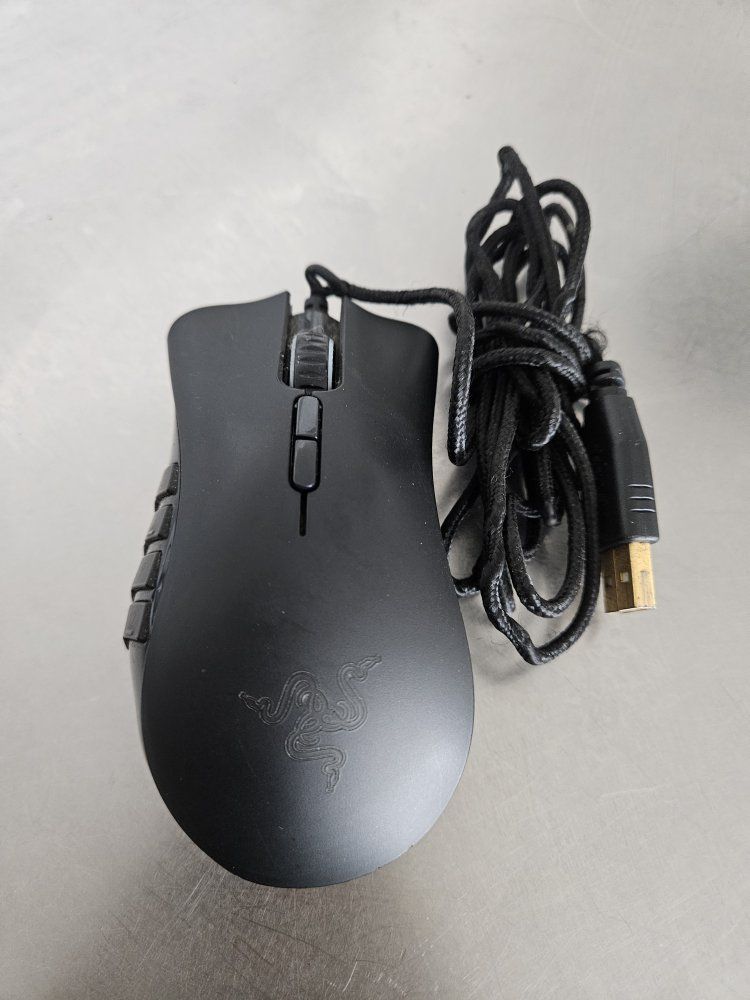 Razer Naga Trinity Wired Gaming Mouse - 19 Programmable Buttons