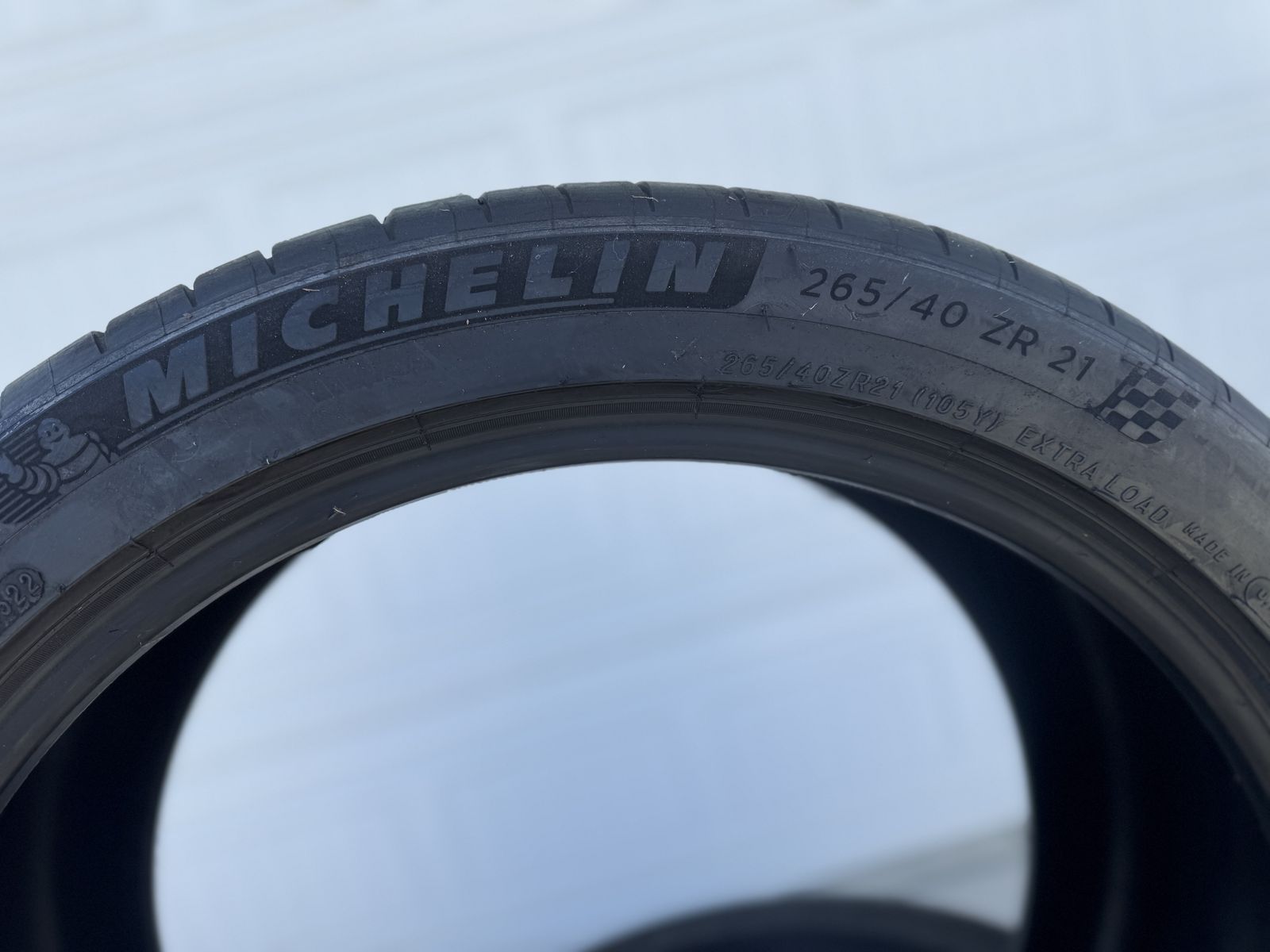 Michelin 265/40 ZR 21 Racing Tires