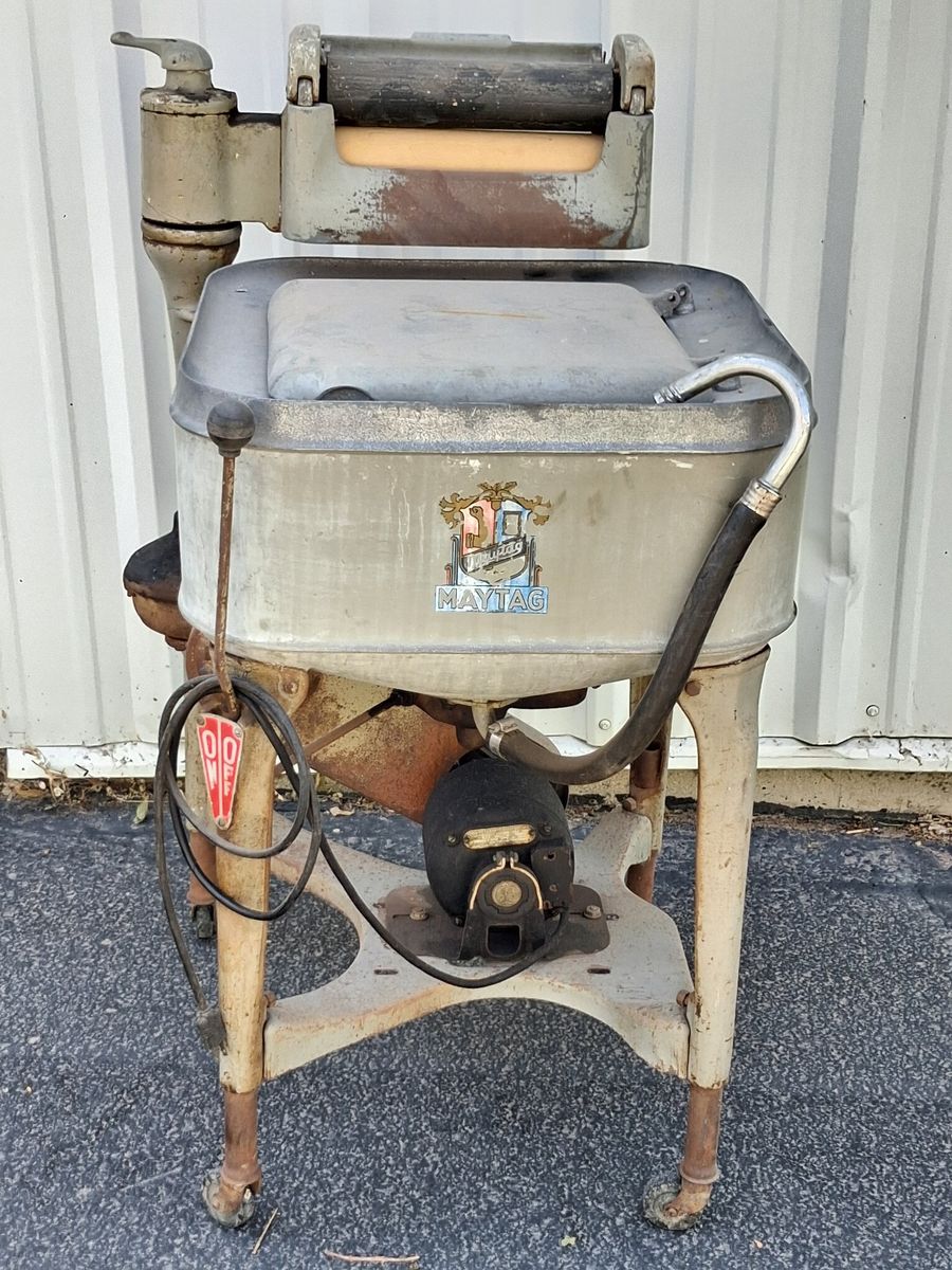 Vintage Maytag Gyrator Wringer Washing Machine 1930s Square Tub Industrial Decor