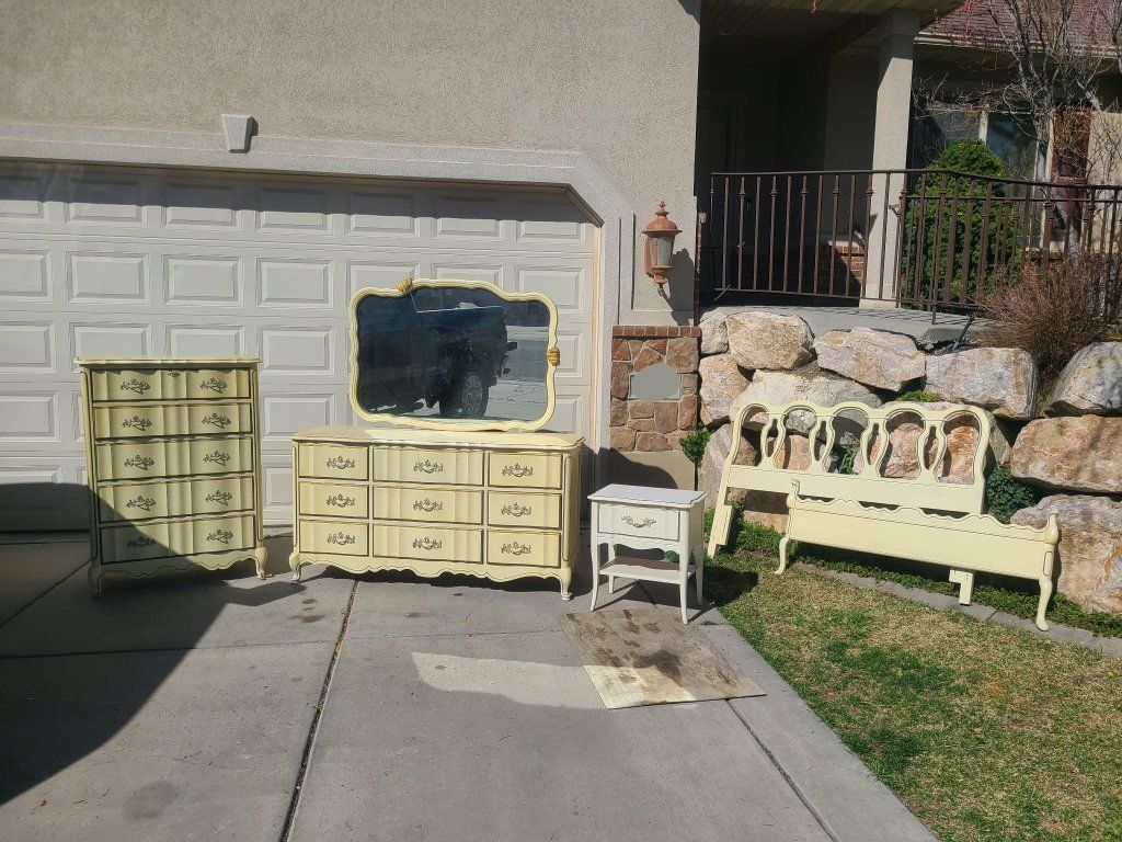 vintage furniture set