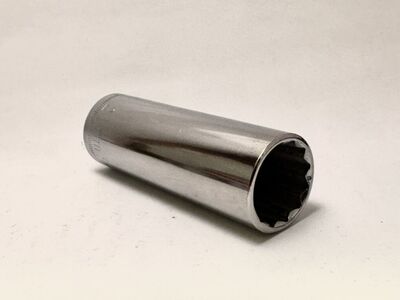 Craftsman USA 1/2 Drive 21mm Deep Metric Socket