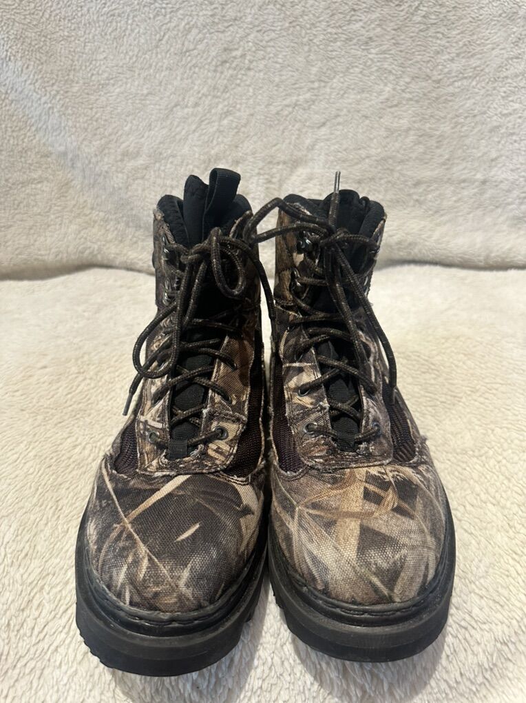 Cabela’s Men’s 10 Camo/Brown Fishing Boots