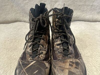 Cabela’s Men’s 10 Camo/Brown Fishing Boots