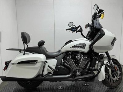 2021 Indian Challenger Dark Horse