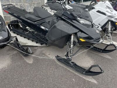 2022 Ski-Doo Summit® SP® Rotax® 850 E-TEC® 165 SS