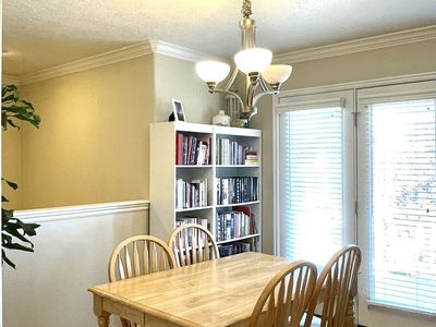 Kitchen Table and 4 Chairs
