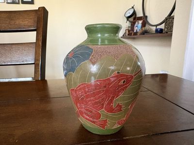 Vintage Central American Jungle Pottery Vase