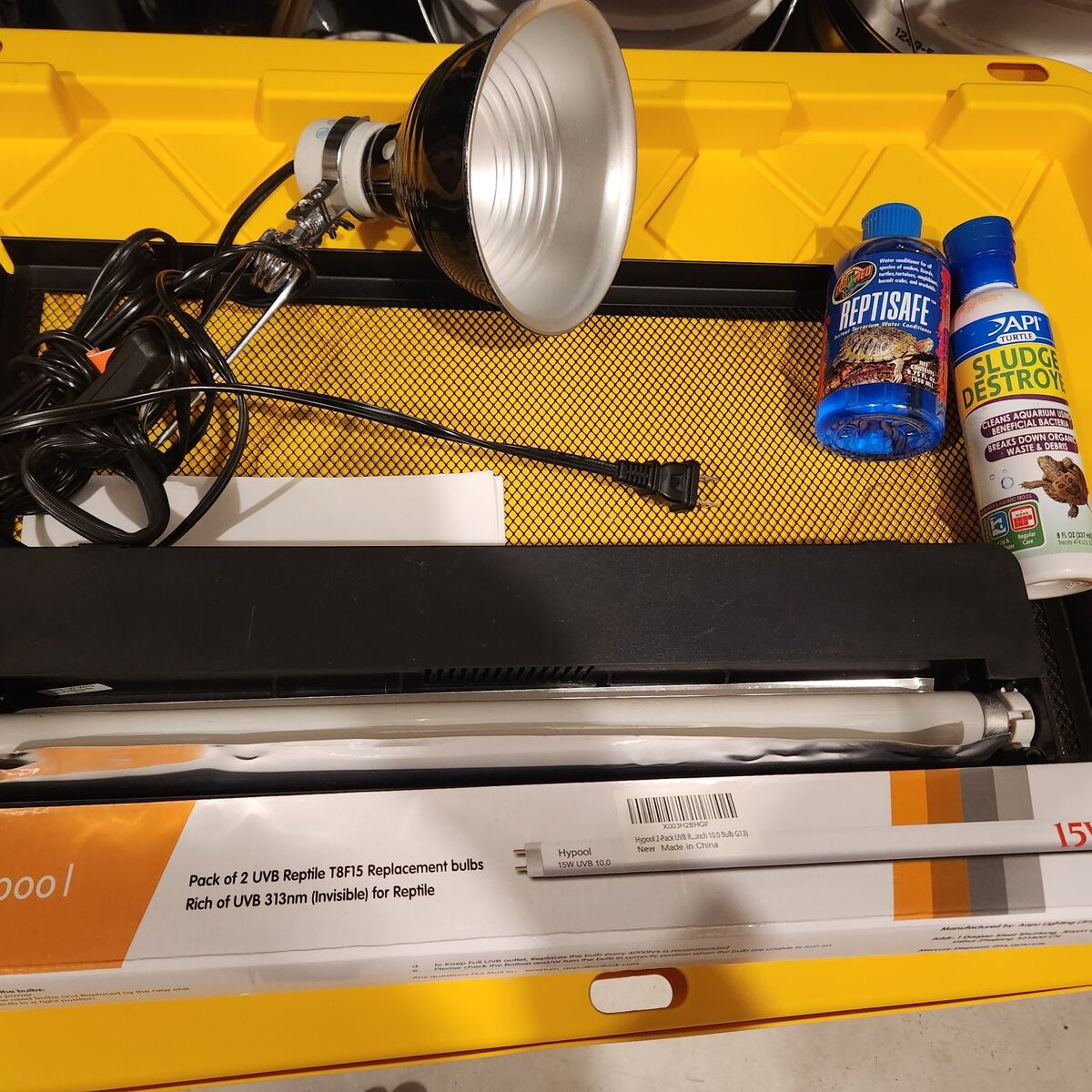 Reptile lamps and water solution