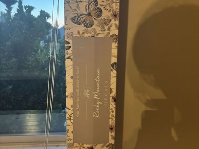 Rocky Mountain Decals Forest Green Grasscloth Peel & Stick Wallpaper (Faux)