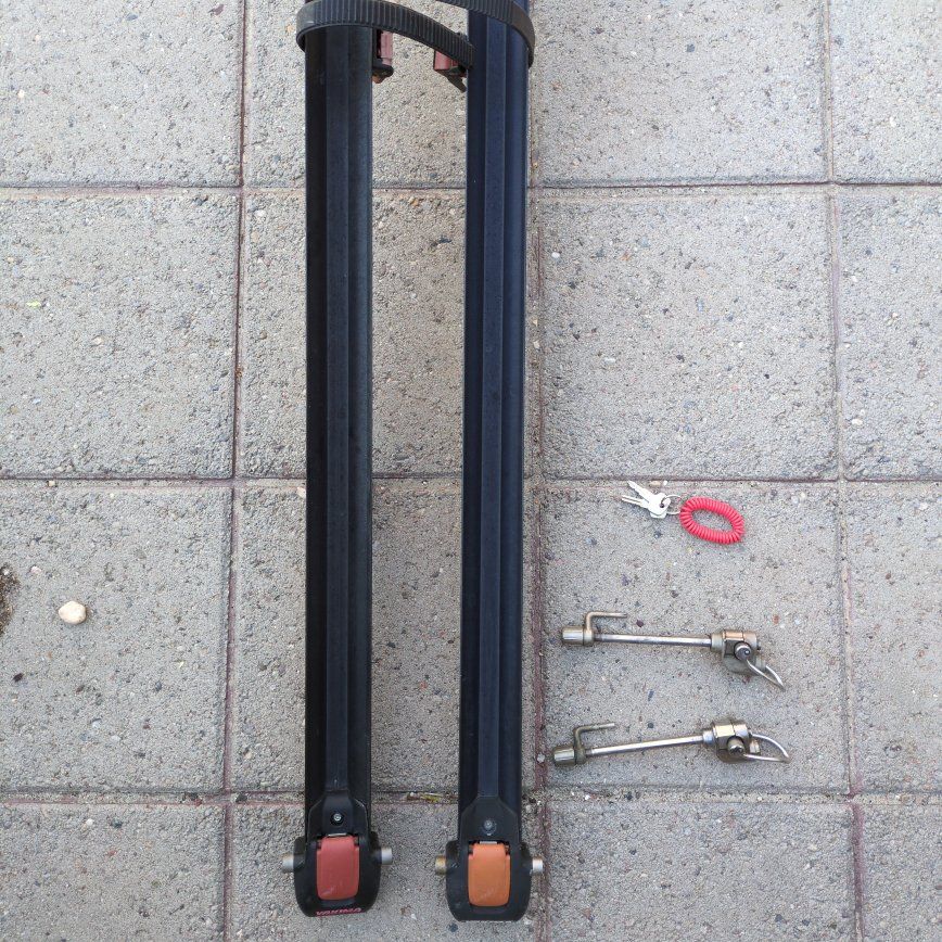 Complete Pair of Yakima SteelHead Fork-Moun