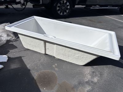 Unbranded White Fiberglass Soaking Bathtub 60" x 28" - New, with Drain Assembly
