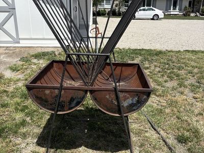 Horse feeder