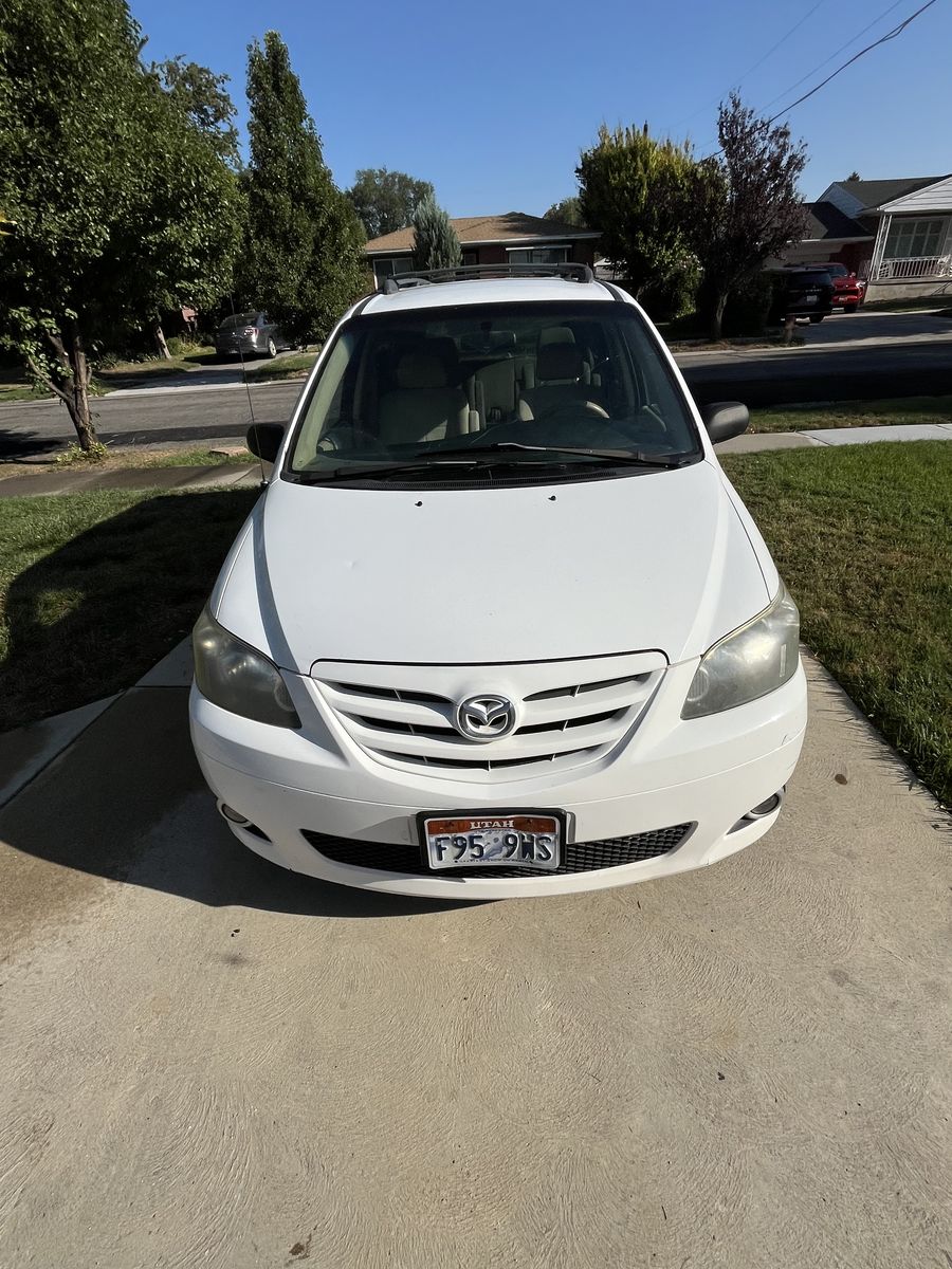 2006 Mazda Van
