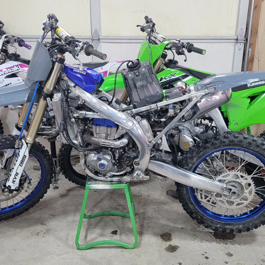 Dirt bike suspension