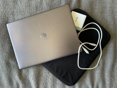 Laptop Huawei MateBook 13