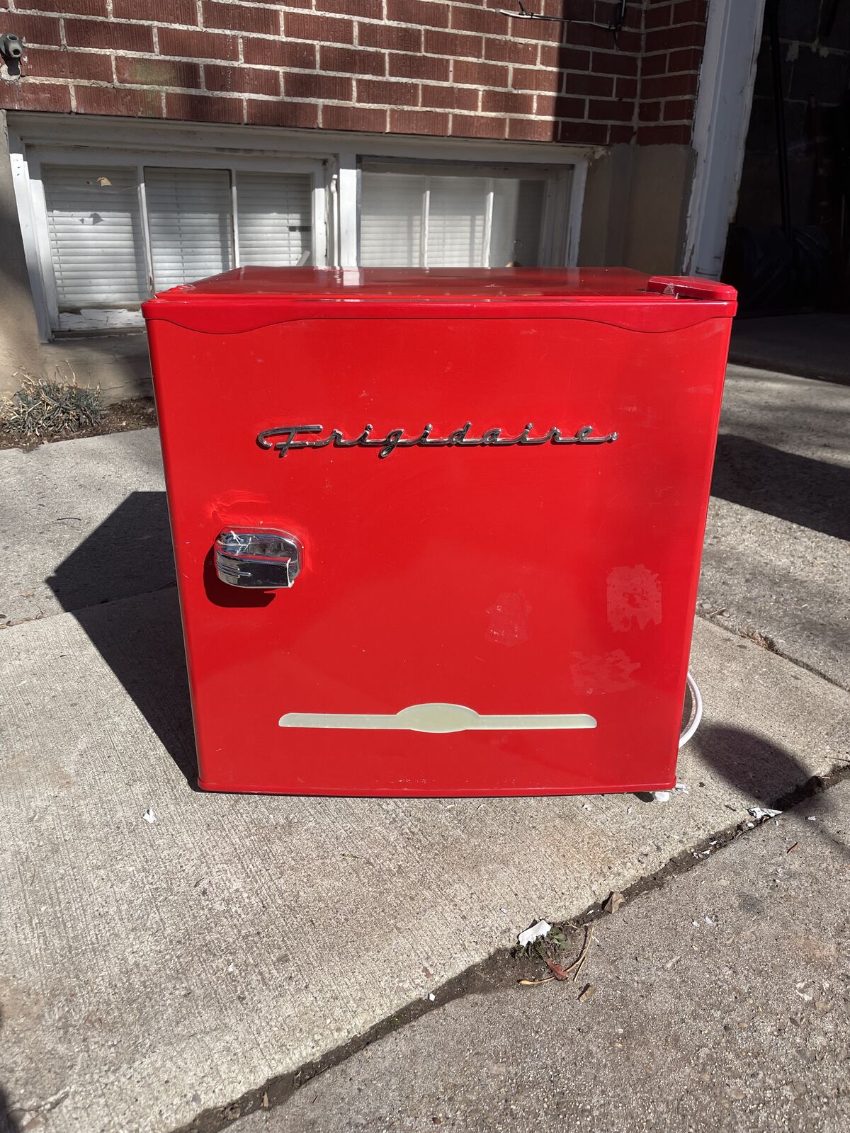 Mini Frigidaire Fridge