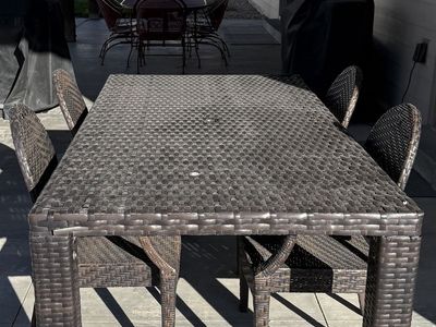 Outdoor table