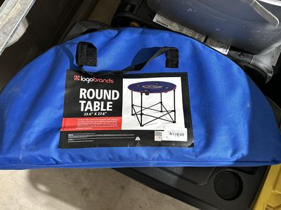 LogoBrands Florida Gators Round Table 23 x 27