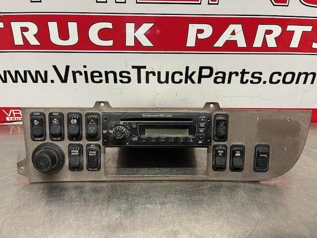 Peterbilt 388 Dash Panel, Part # S64-6016-700