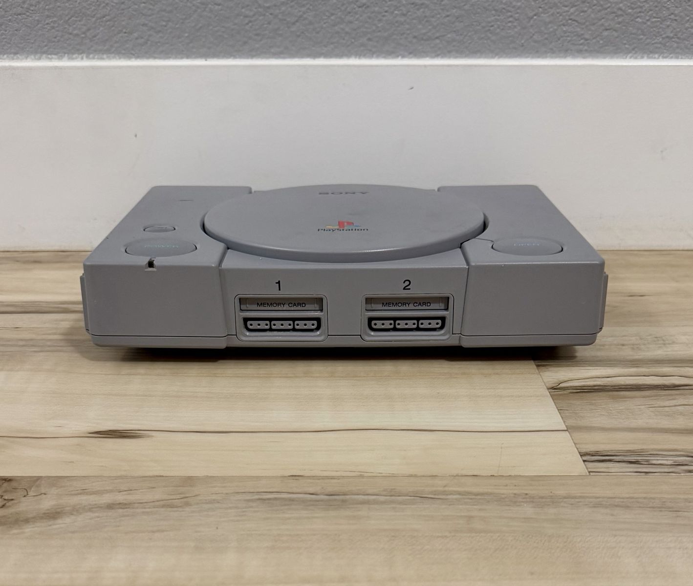 Main image 3