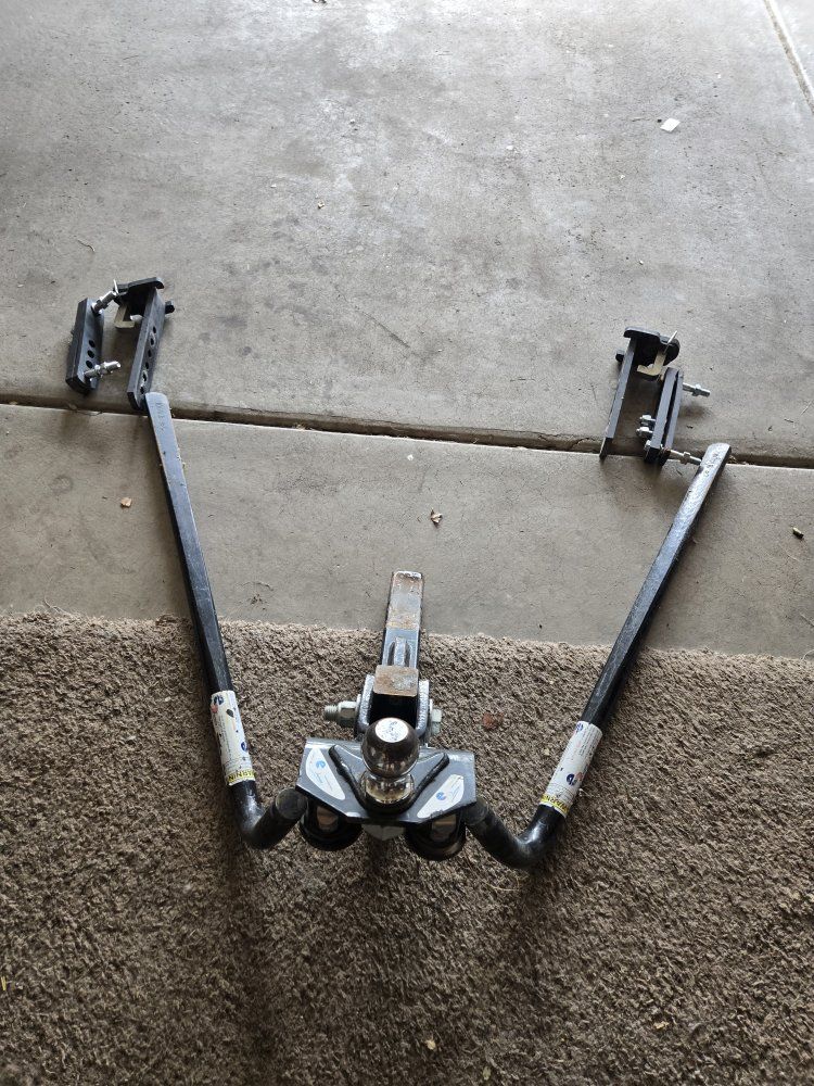 Equalizer brand e2 weight distribution hitch 12,000lb