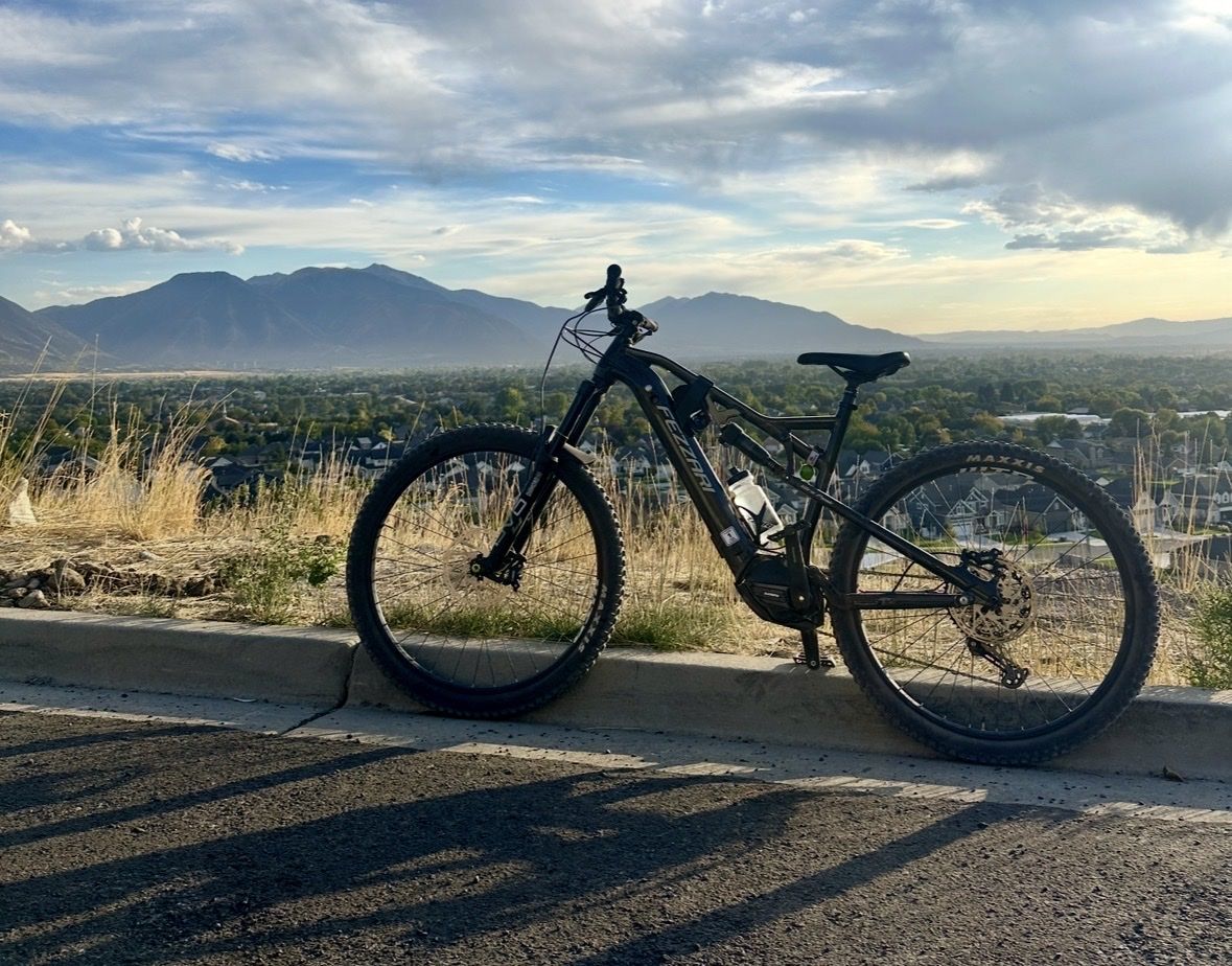 2023 Fezzari Wire Peak Elite eMTB - Size XL - Low Miles