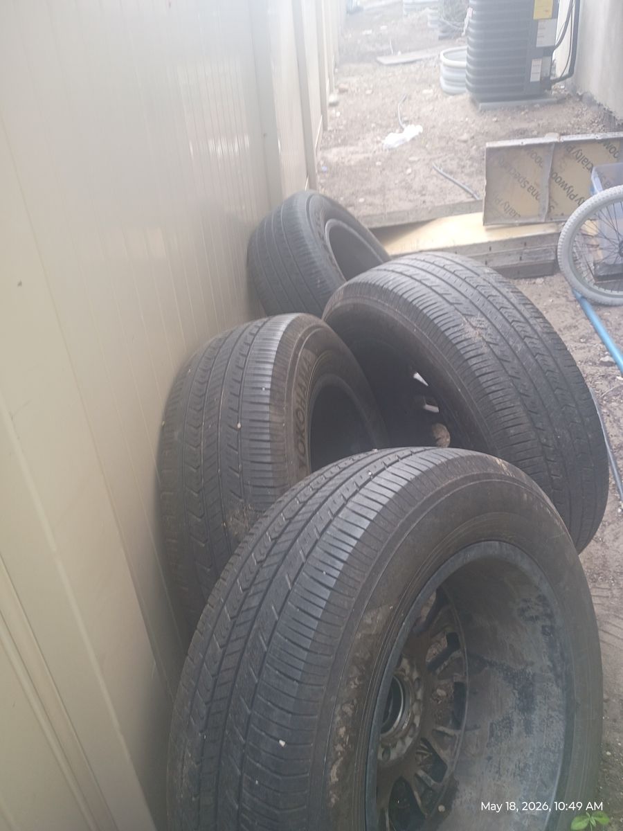 Truck tires