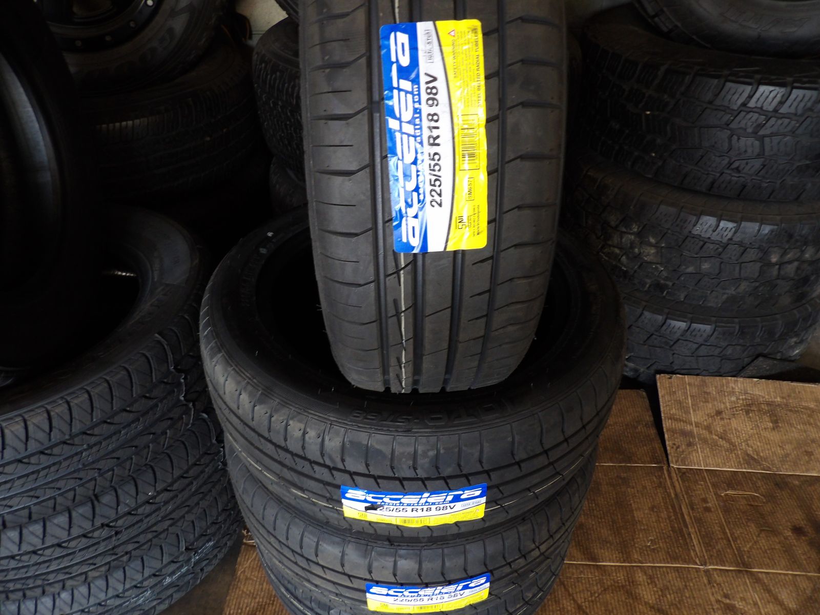 225/55R18 ACCEIERA SET OF NEW TIRES 