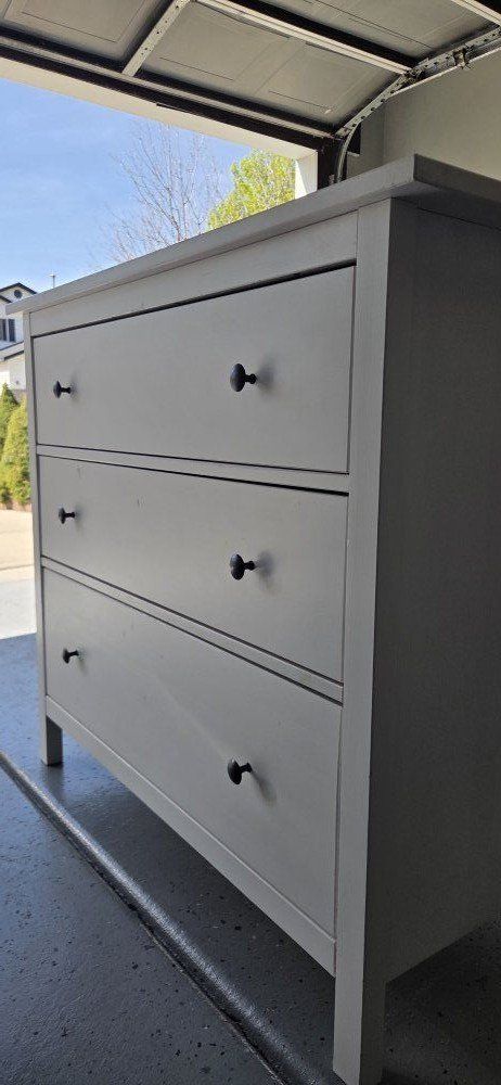 ikea Hemnes dresser