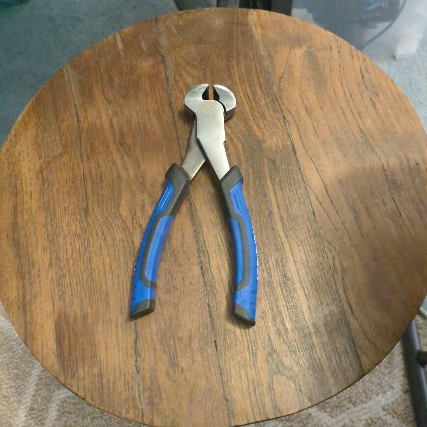 Kobalt 7-in End cutting pliers