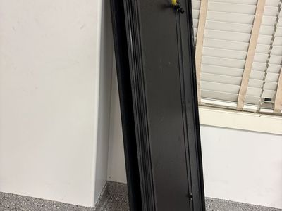 Leer HF650 Hard Folding Tonneau Cover