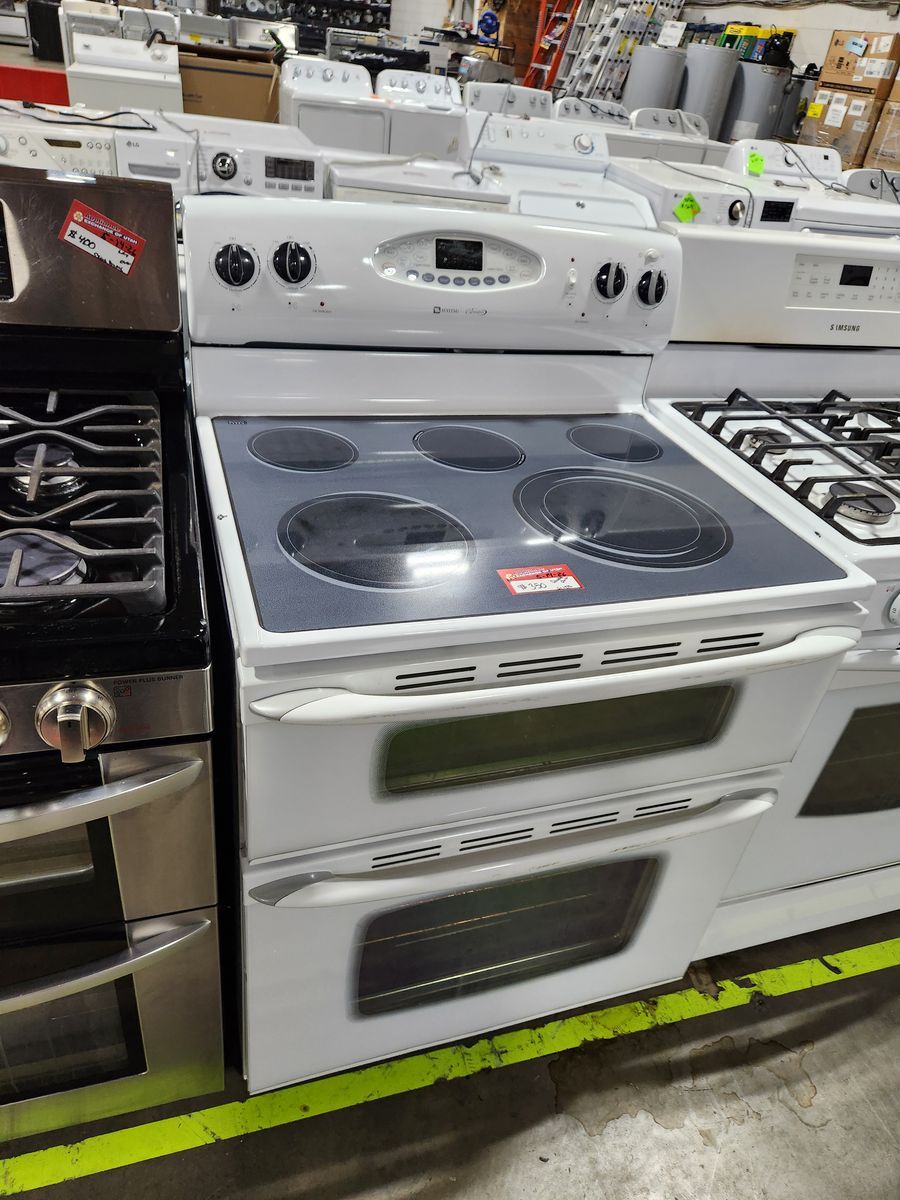 NICE WHITE MAYTAG DOUBLE OVEN GLASS TOP RANGE! W-WARRANTY