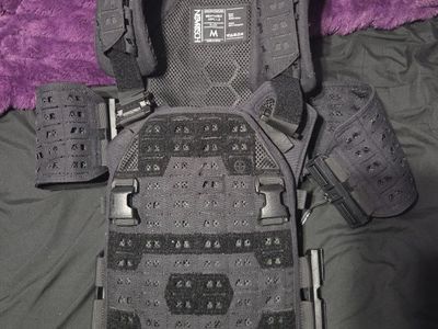 Novritsch Airsoft Plate Carrier Black Medium