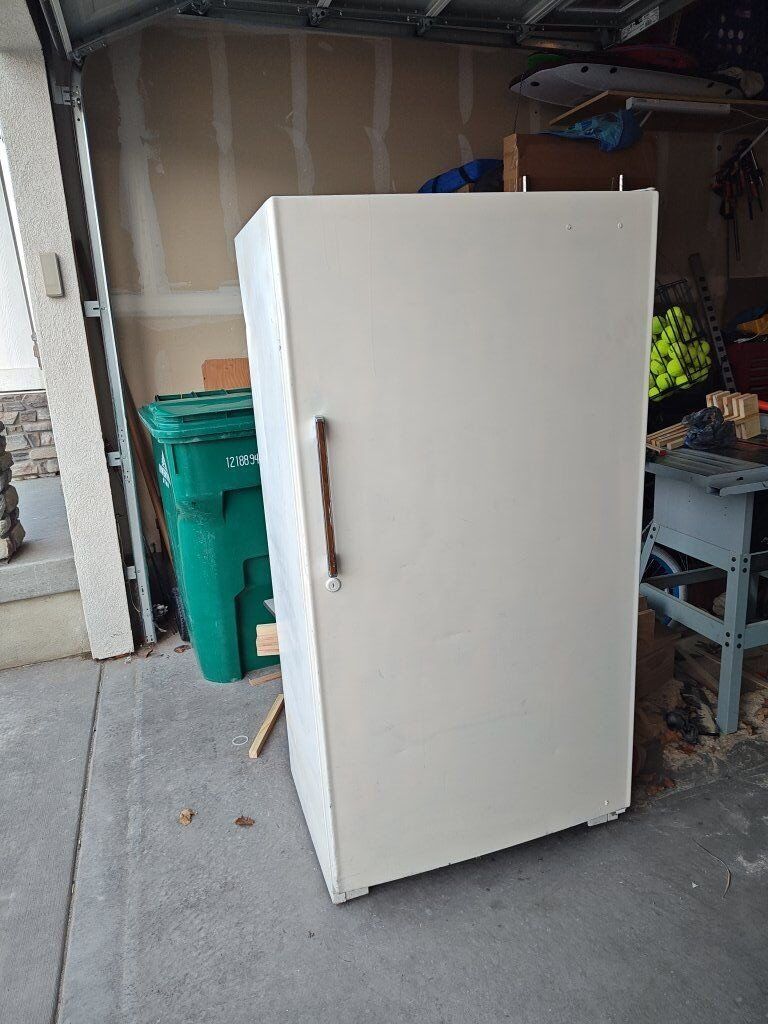 Upright freezer