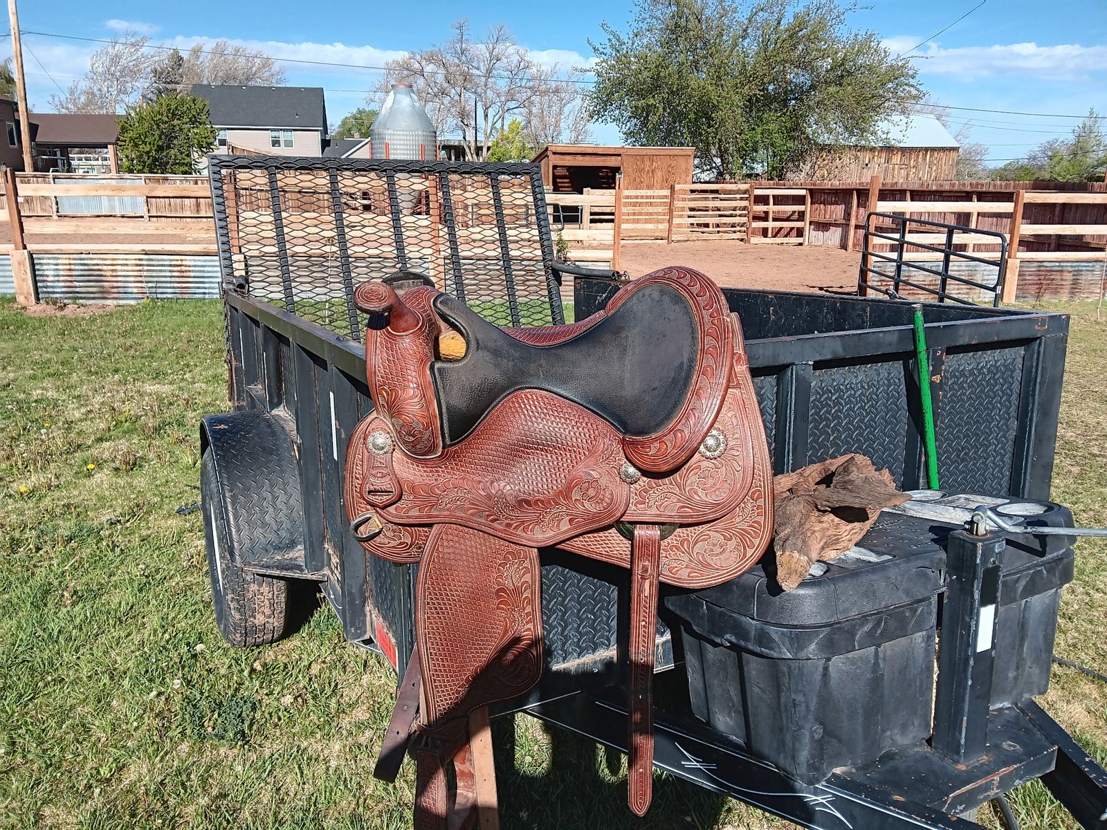 Stunning Custom Dale Chavez Western Reining Saddle 16-inch seat