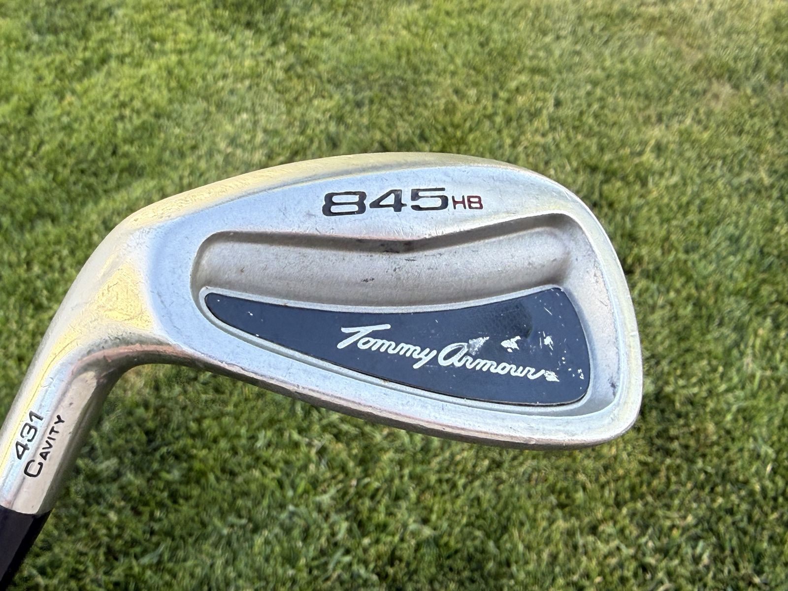 Tommy Armour 845 H8 sand wedge left hand