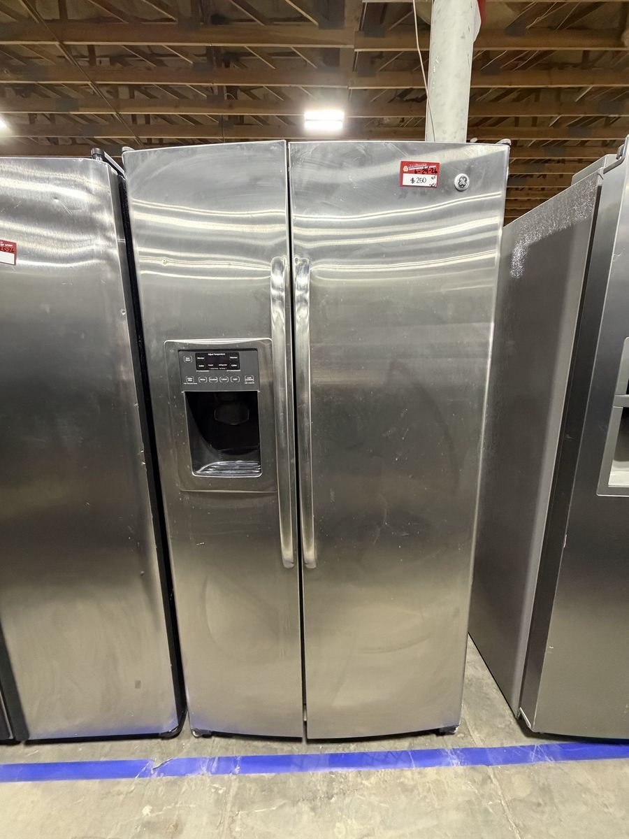 Good Condition GE  Stainless Steel Side-by-Side Refrigerator