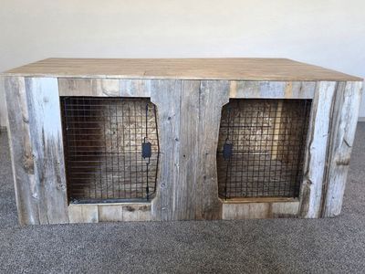 Home-made barnwood double dog kennel