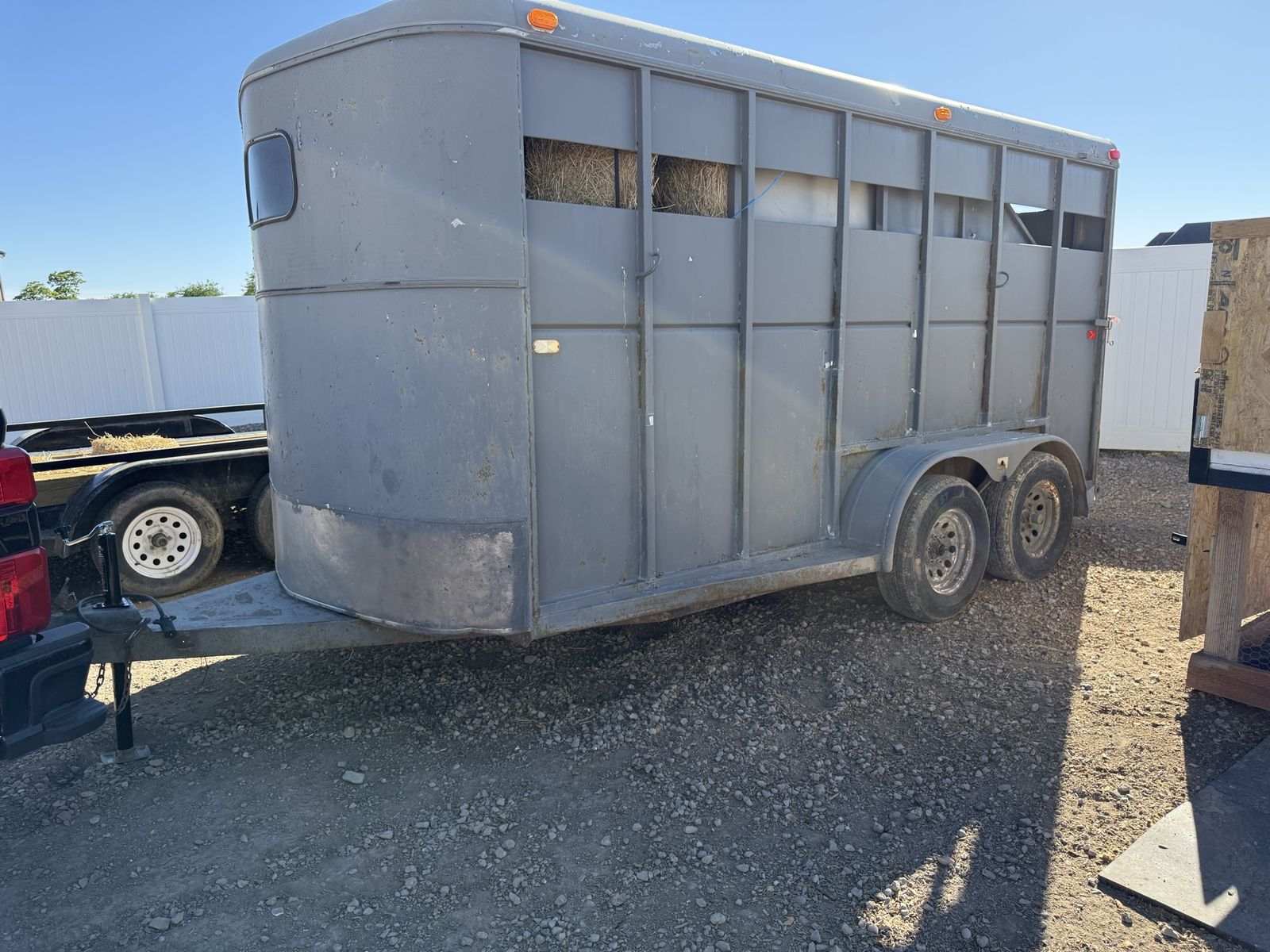 Used Horse Trailer - 2 Dividers, Tack Room, New Tongue Jack, Good Tires - Alfalfa Included