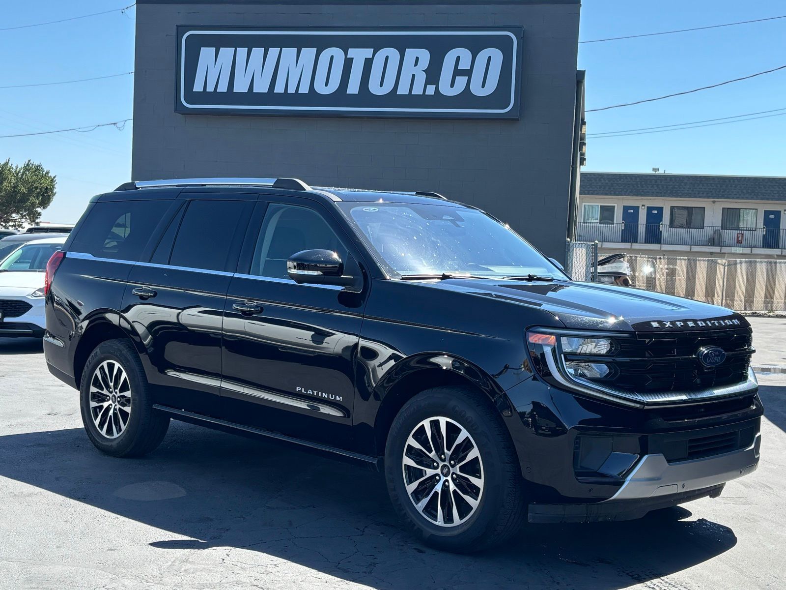 2025 Ford Expedition Platinum