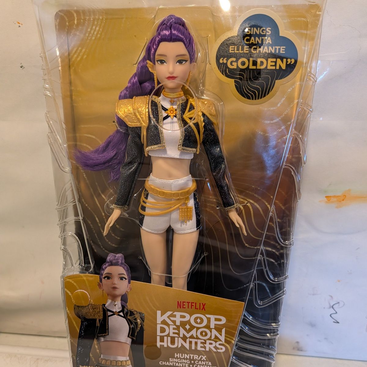 Mattel Netflix KPop Demon Hunters HUNTR/X Rumi Singing Doll - Golden