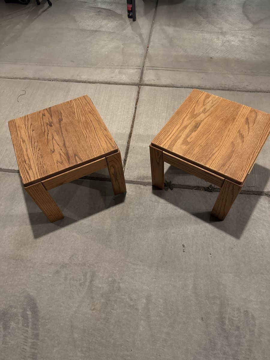 2 Little Tables