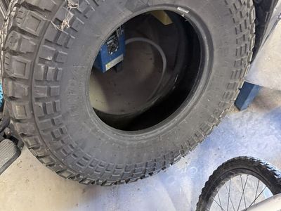 kendra Kevlar 35x10.5x17r