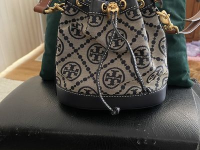 Tory Burch authentic bucket bag