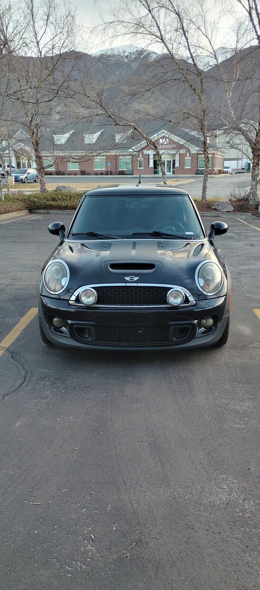 2011 MINI COOPER S