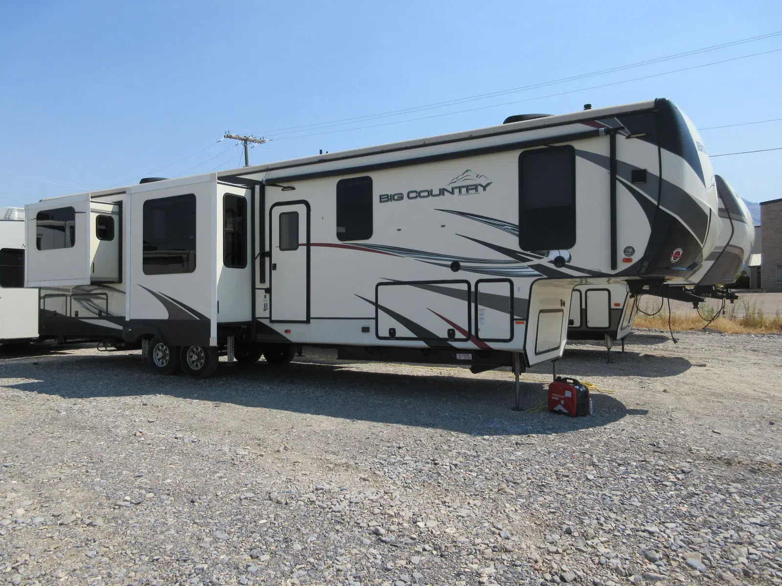 Used 2019 Thor Heartland Big Country 4011 ERD