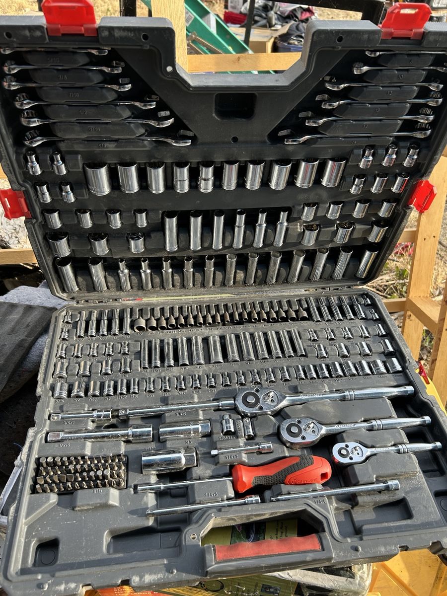 Crescent Mechanic's Tool Set - Large Socket Wrench Hand Tool Kit in Hard Case