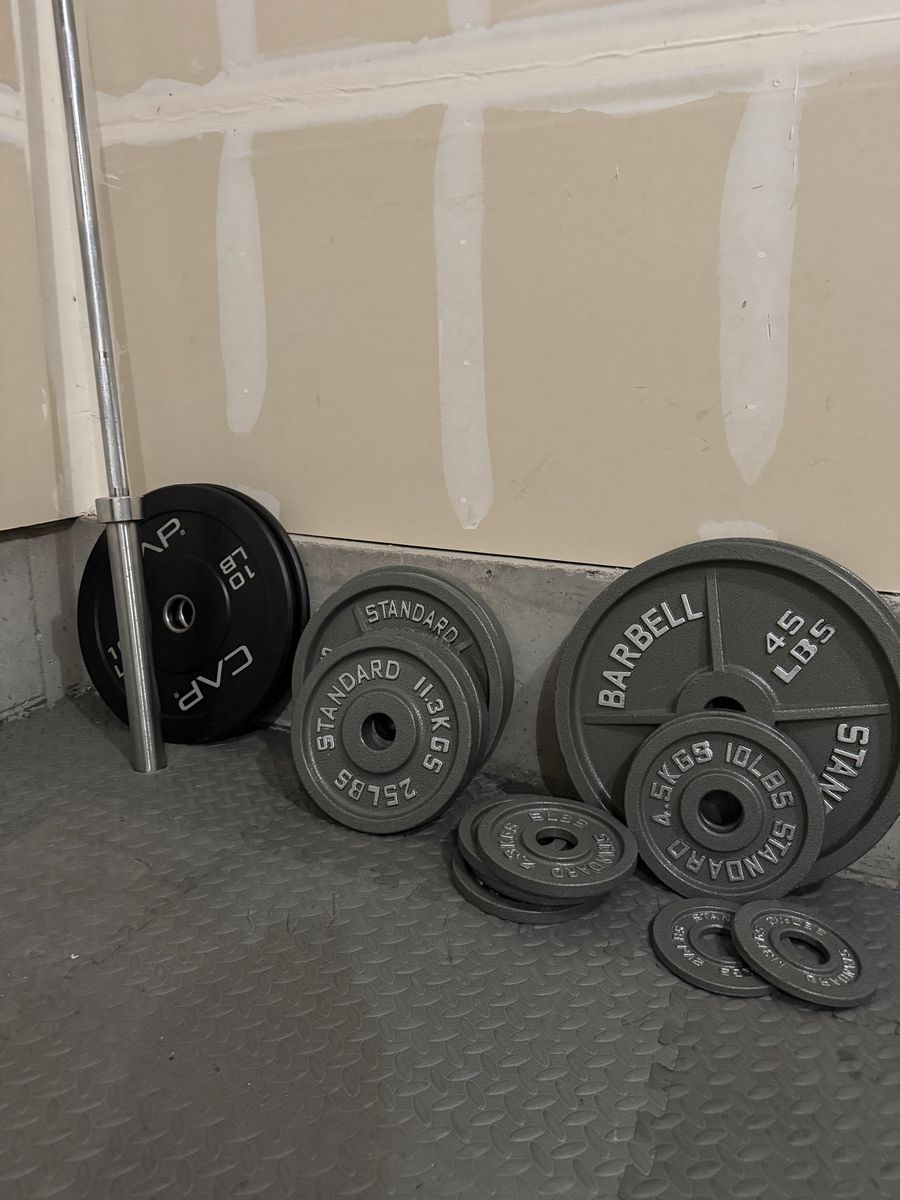 Cap Barbell Bar and Standard Weight Plates Set